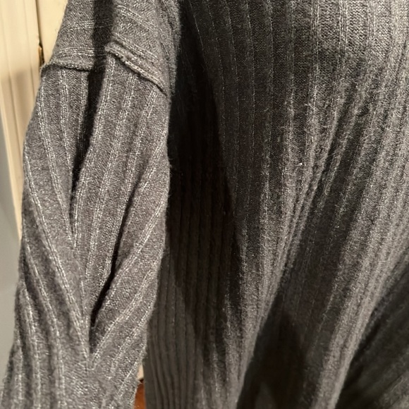 Free People Tunic Top - EUC - Picture 7 of 8